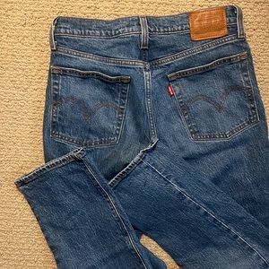 Levi’s straight jeans SIZE: 26